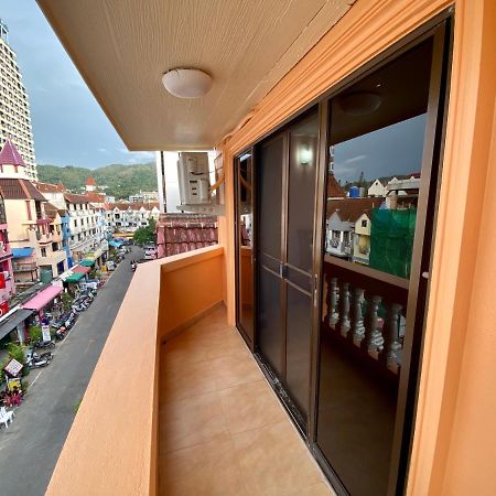 Star Guesthouse Patong Exterior photo