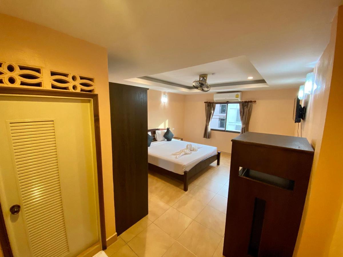 Star Guesthouse Patong Exterior photo