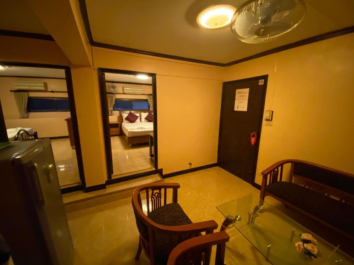 Star Guesthouse Patong Exterior photo