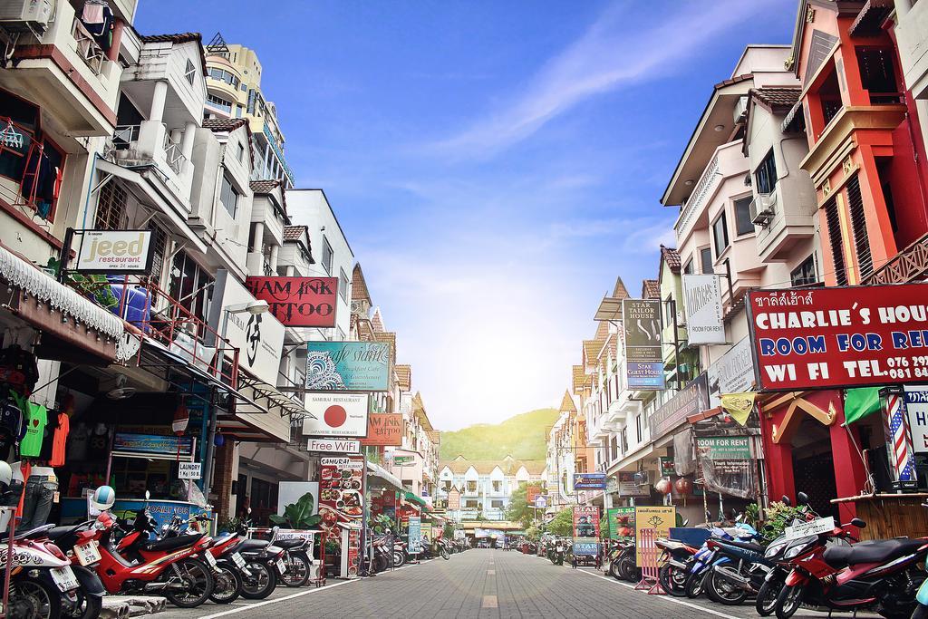 Star Guesthouse Patong Exterior photo